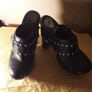 Womens leather, studded Vince Camuto shoes/mules